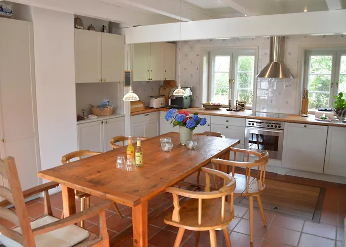 Traumstrasse Bollis 1 * Niblum